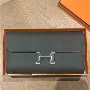 Hermes Constance To Go